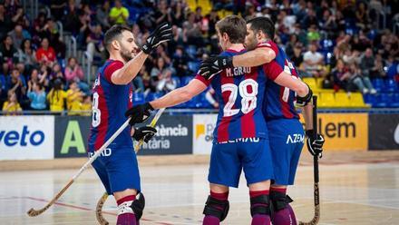 Los jugadores del Barça celebran un gol