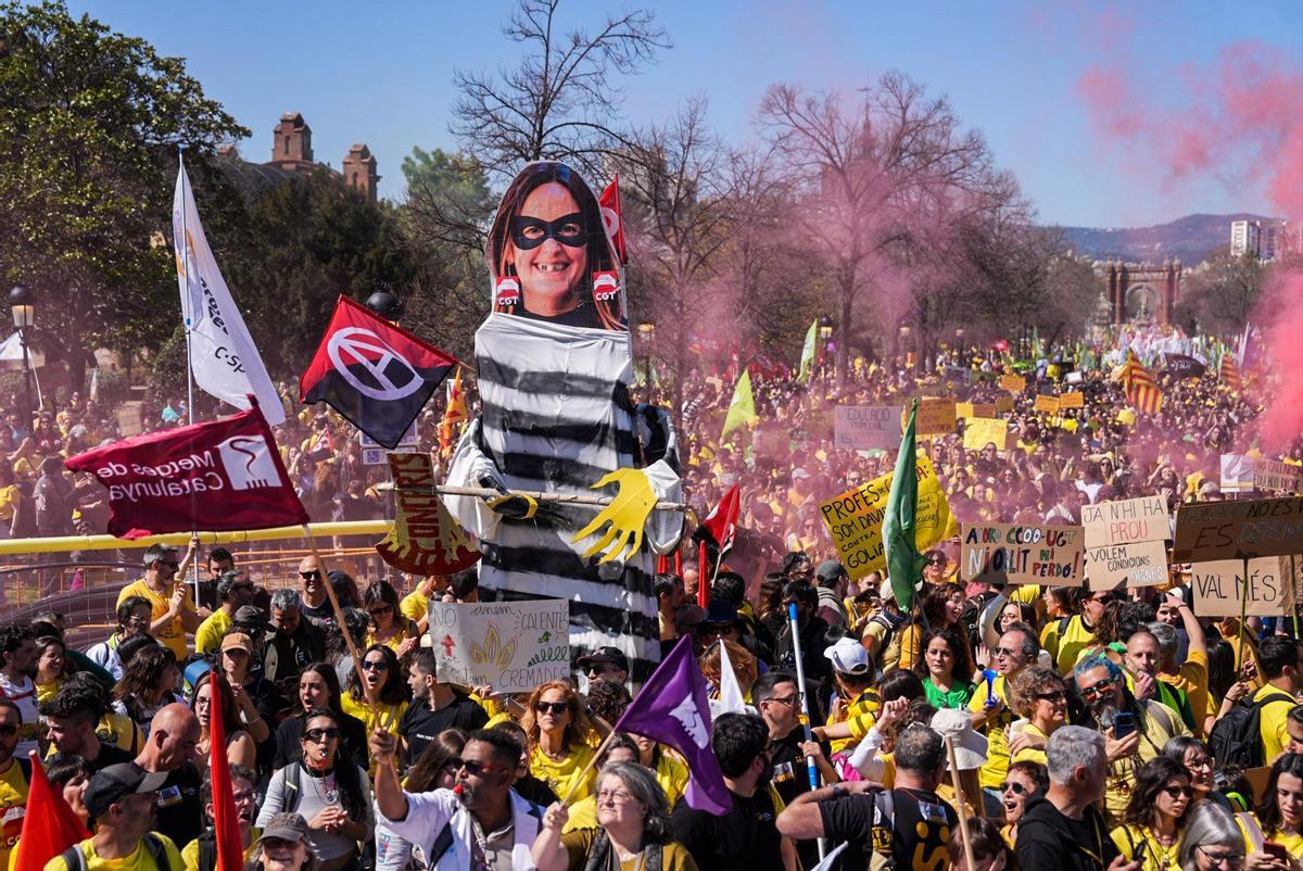 Manifestación de profesores el mes pasado en Barcelona.