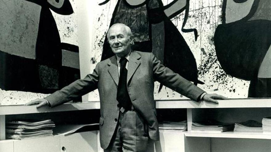 El pintor catalán Joan Miró en una imagen de archivo de la inauguración de una exposición en los años 70.