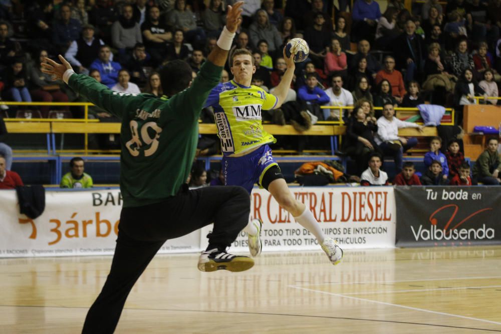 Balonmano MMT Seguros-BM Santoña