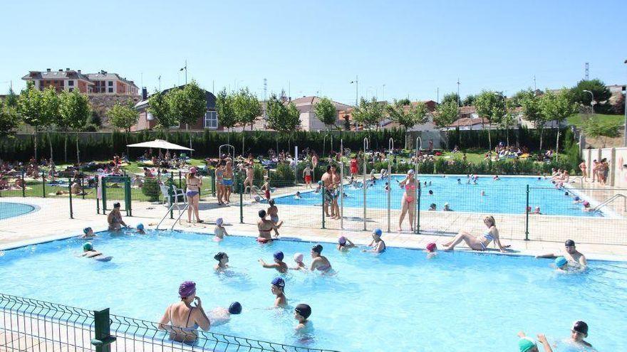 Piscina de Higueras en Zamora, en anteriores temporadas de baño.