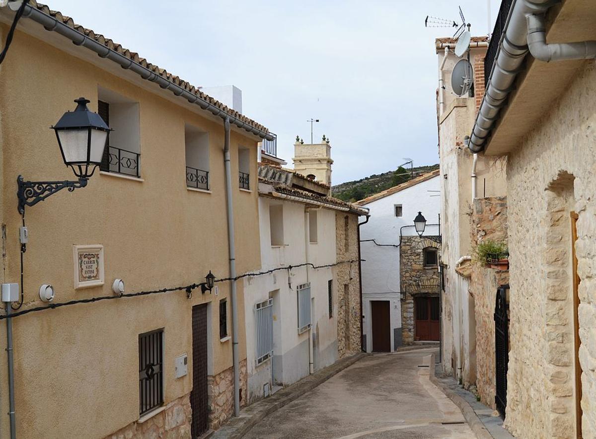 Carrer de sant Antoni de Tollos