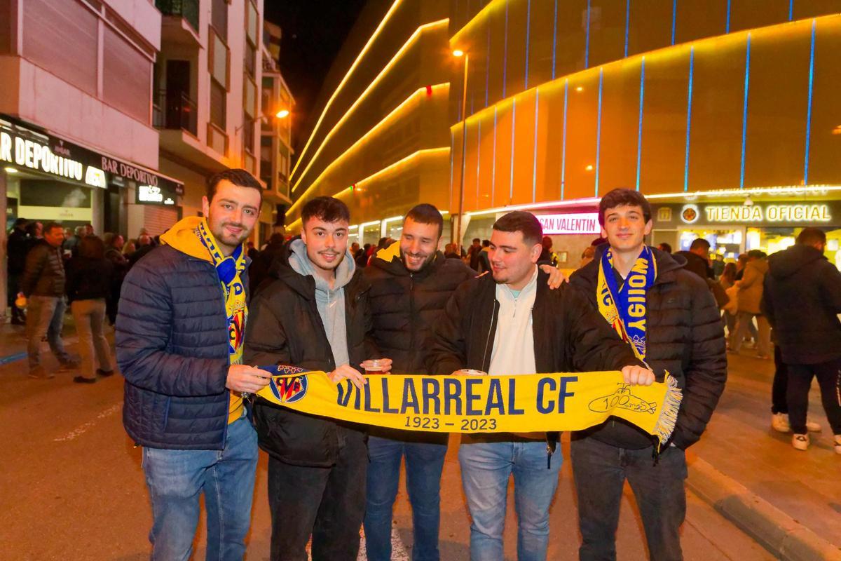 Galería: Diversión y buen ambiente en la previa del Villarreal-Espanyol