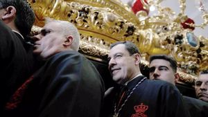 Moreno Bonilla en su regreso a los varales como portador del Cristo de la Exaltación de Fusionadas