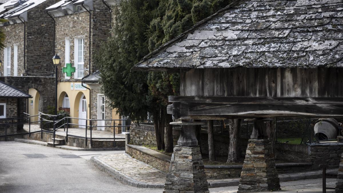 Asturianos en Villanueva de Oscos, un recorrido por el municipio