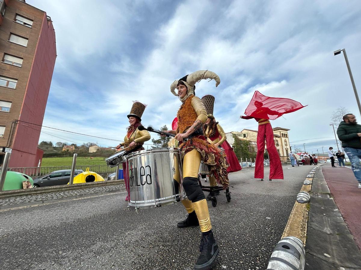 EN IMÁGENES: Así fue el desfile de carnaval en Pola de Siero