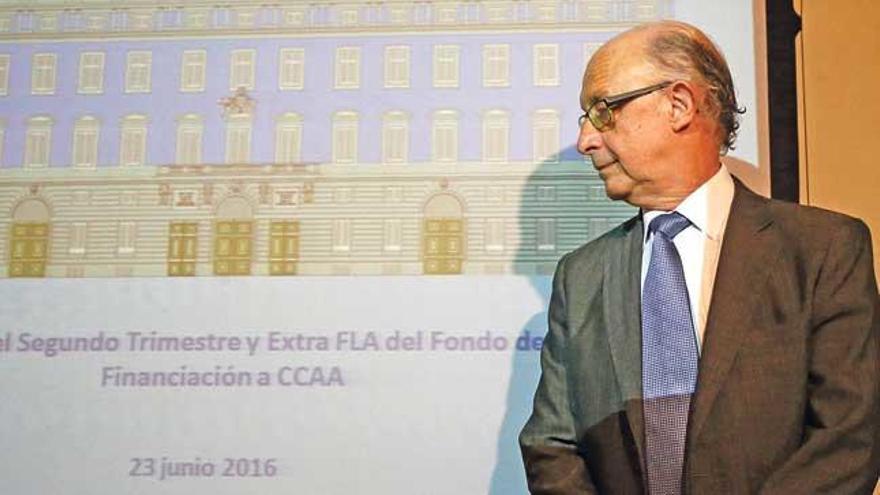 El ministro de Hacienda, Cristóbal Montoro.