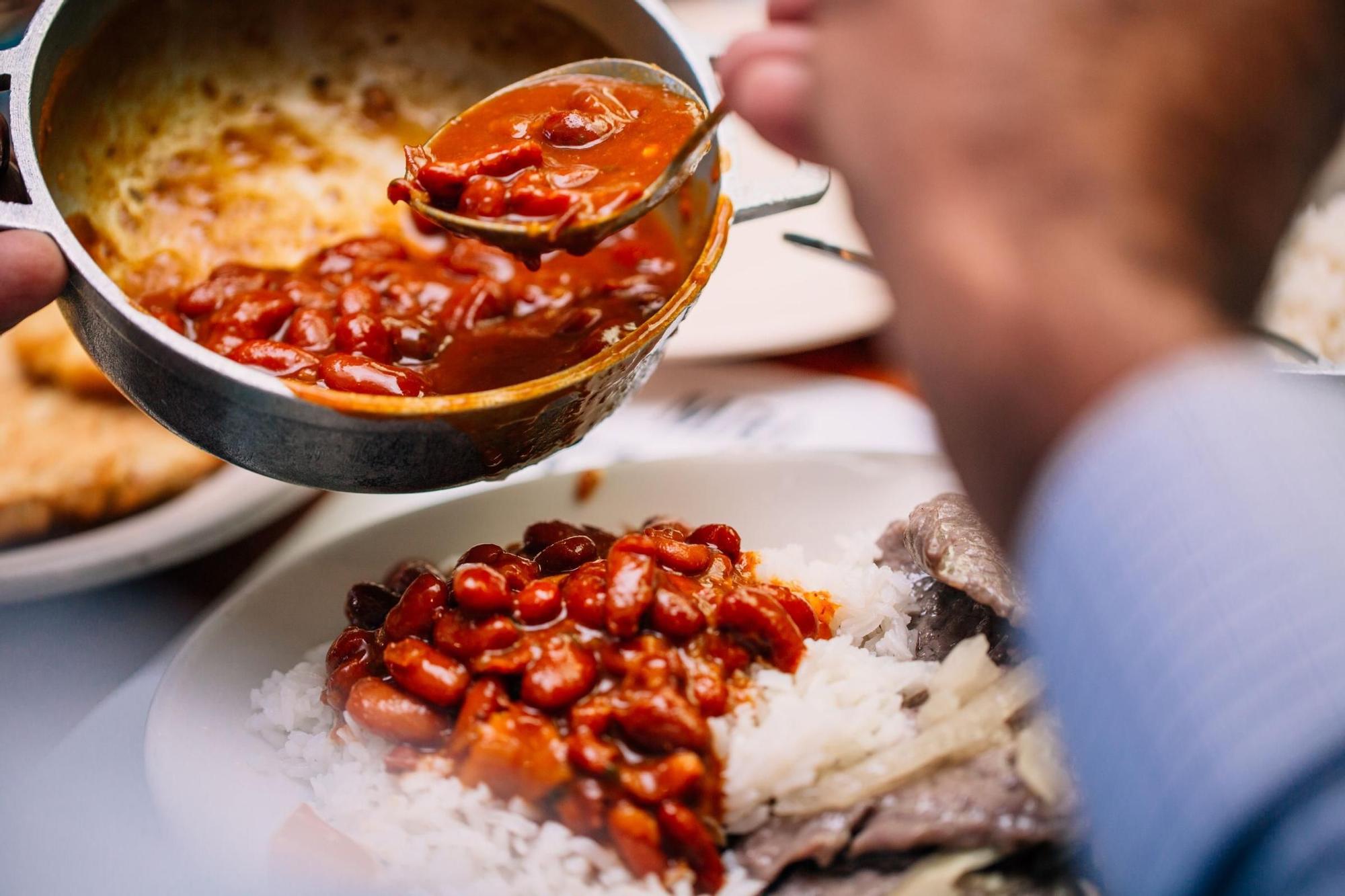 El típico arroz con habichuelas puertorriqueño de Dona Ana Restaurant