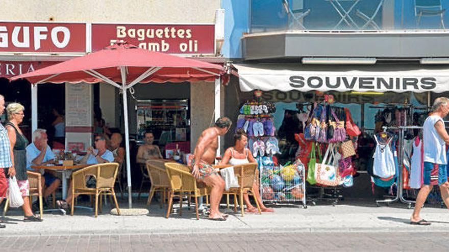 Urlauber ließen im August wieder etwas mehr Geld auf Mallorca