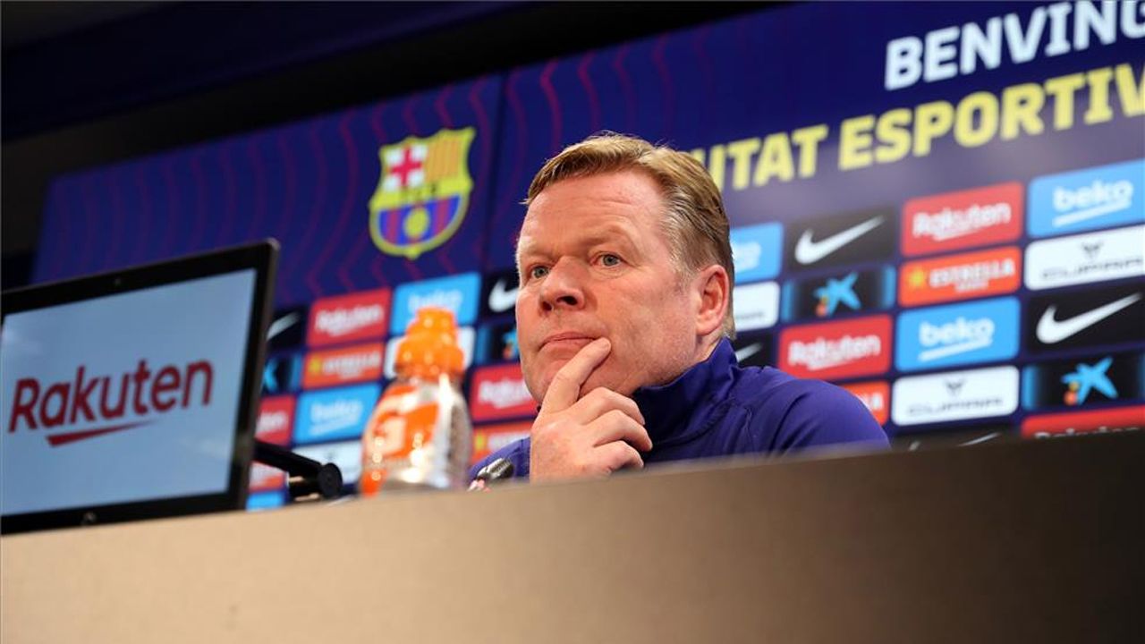 Koeman, durante la rueda de prensa