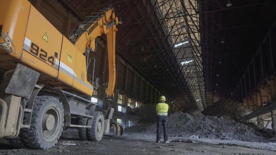 Esta es la inversión millonaria de una empresa japonesa para revivir las «catedrales de la industria» de A Coruña, entre la refinería y Marineda