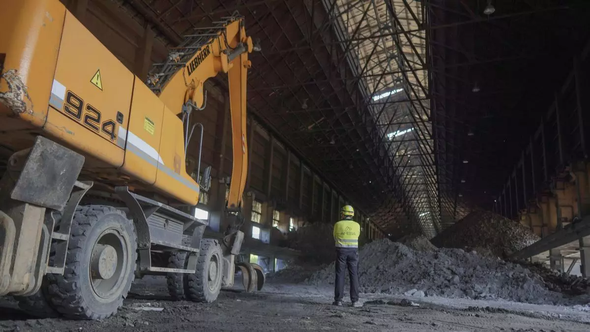 Esta es la inversión millonaria de una empresa japonesa para revivir las «catedrales de la industria» de A Coruña, entre la refinería y Marineda