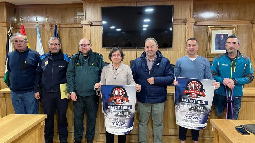 Presentación del evento, ayer, en la sala de plenos del concello de Xinzo de Limia. |  // FDV