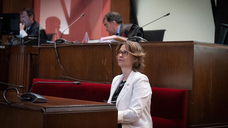 La consejera catalana Meritxell Serret, condenada a un año de inhabilitación por el 1-O