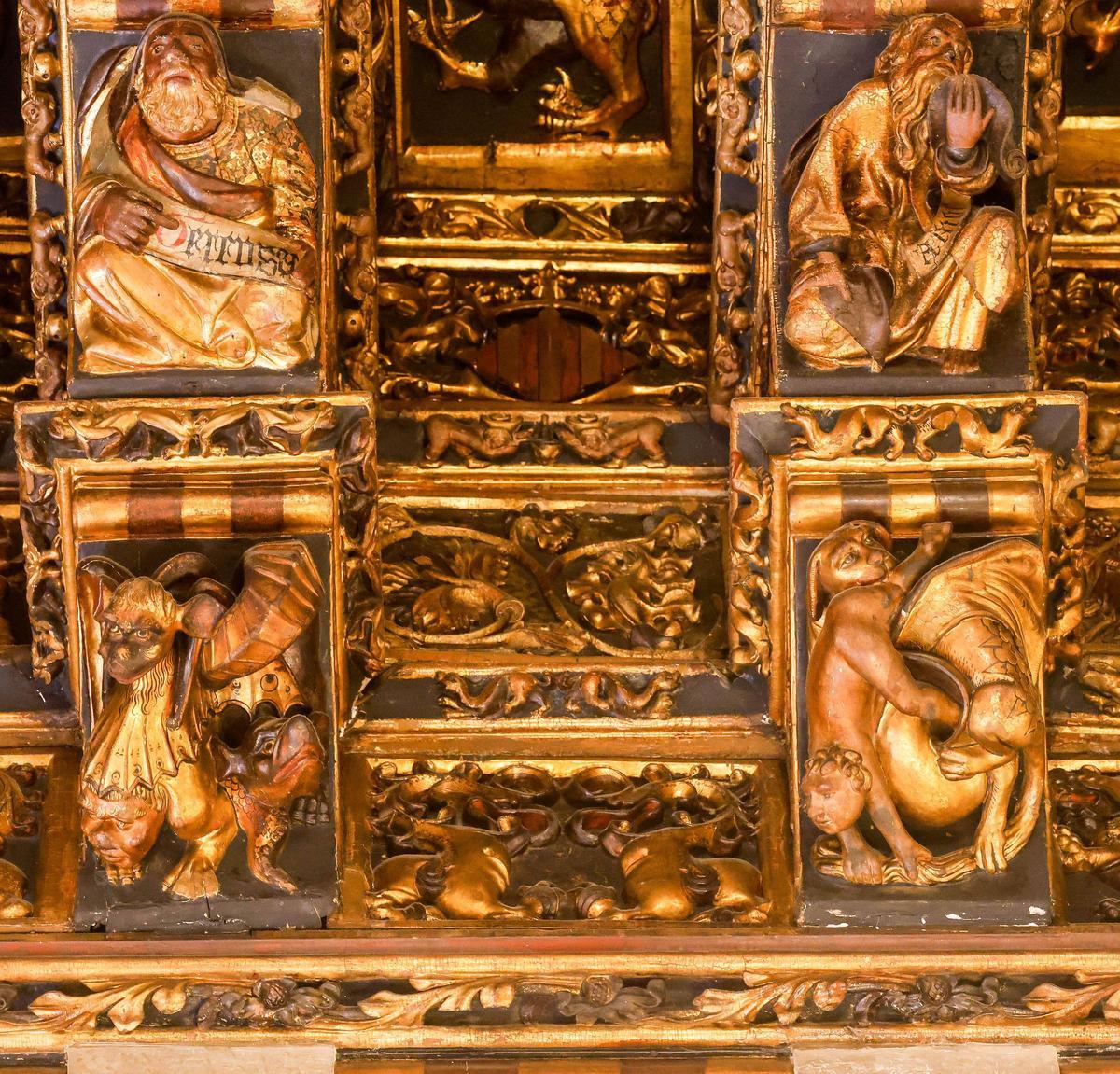 Detalle del artesonado medieval de la Lonja