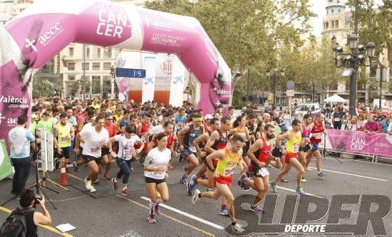 Búscate en la galería de la jornada contra el cáncer en Valencia