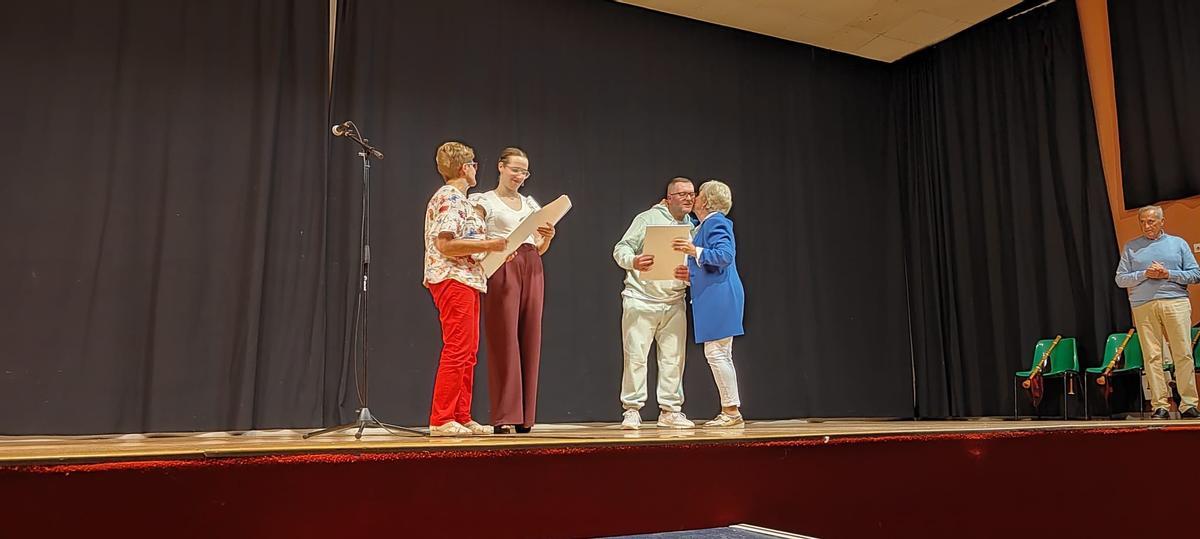 Eva Iglesias, Nerea Augusto, Germán Riera y Águeda Riera, en el escenario.