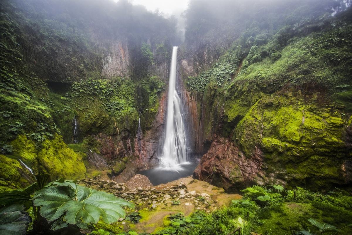 Catarata Bajos delToro, en Alajuela