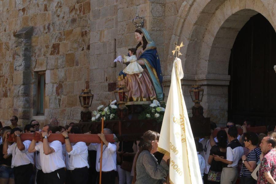 Procesión de la Virgen de la Salud.