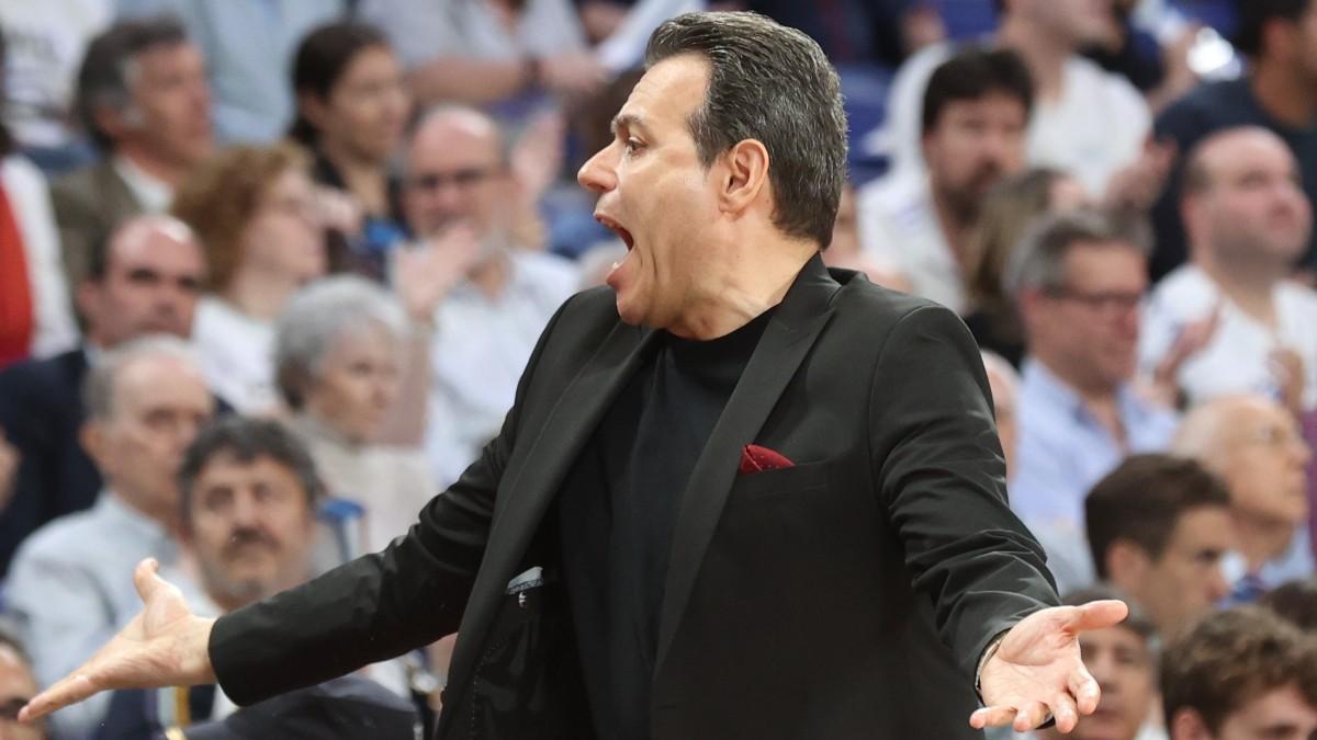 Dimitris Itoudis, entrenador del Hapoel Tel Aviv