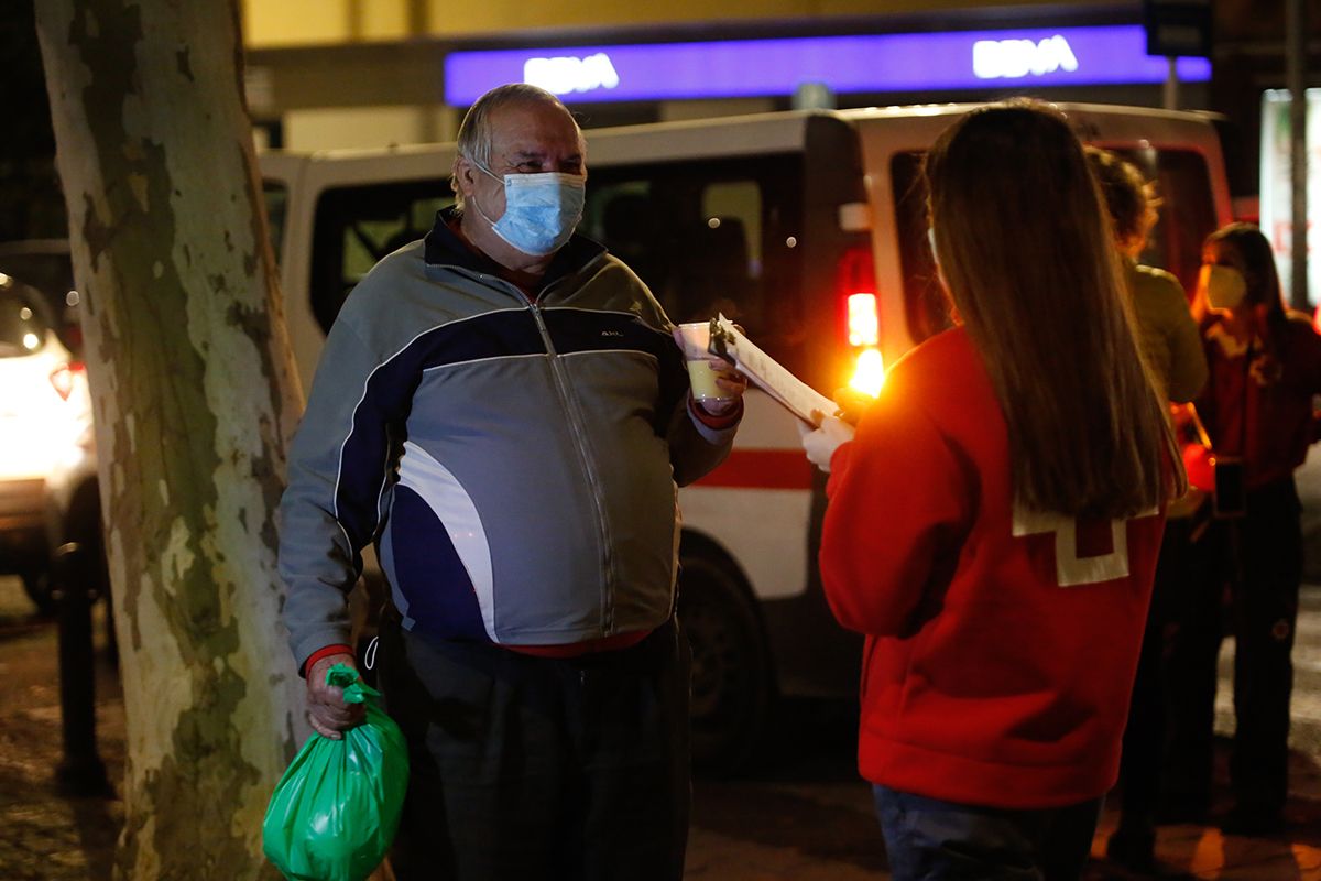 Unas 40 personas duermen en la calle a diario pese al plan Ola de Frío