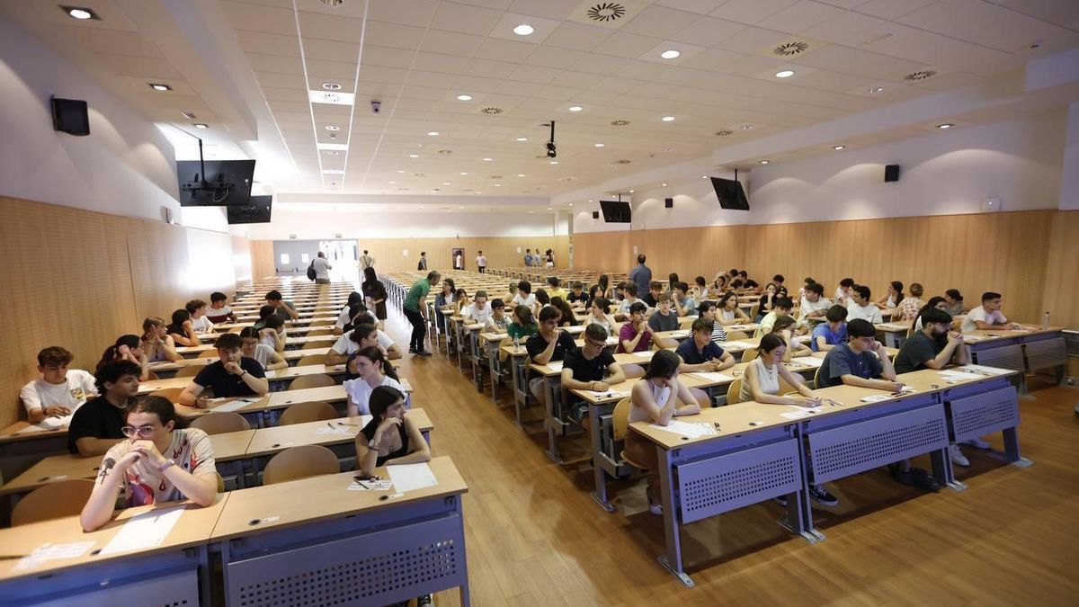 Examen de Selectividad en Córdoba.