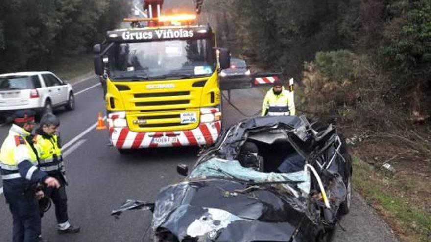 Estat en que va quedar el vehicle arran de l&#039;accident.