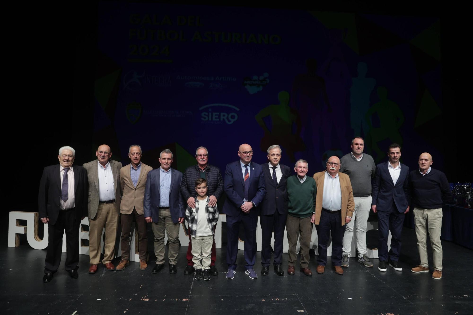 En imágenes, la gala del fútbol que repite en Siero