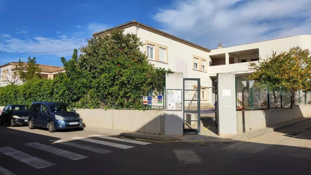 Vista exterior del CEIP Mestre Guillem Galmés.