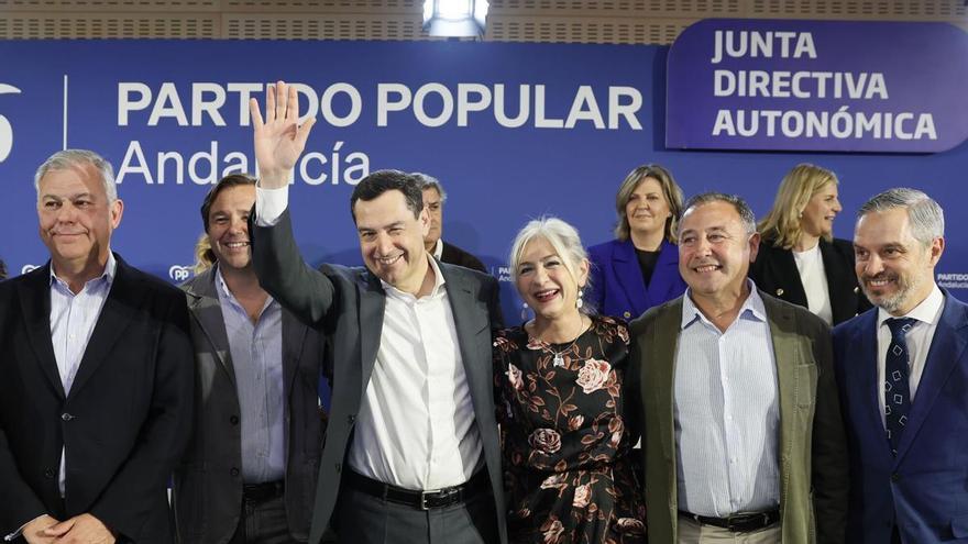 Juanma Moreno pide el voto prestado del PSOE para reeditar la 