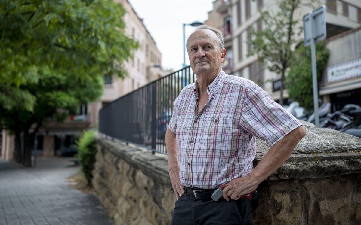 Aíto García Reneses: "Ara faig fotos a ocells. M’hivaig aficionar en un viatge a Sud-àfrica" Aíto García Reneses: "Ara faig fotos a ocells. M’hivaig aficionar en un viatge a Sud-àfrica"