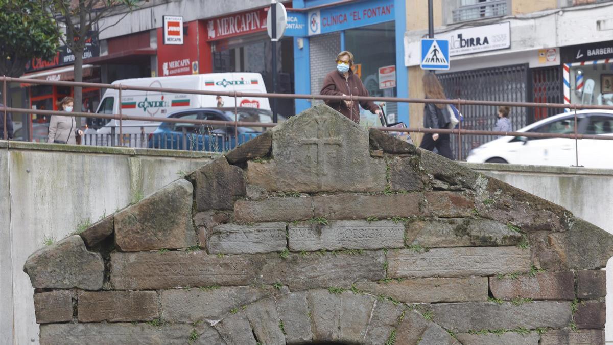 La fuente de Foncalada, la zona en la que vivía la mujer fallecida.