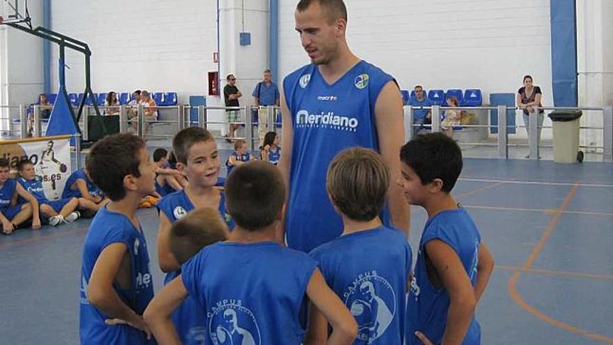 El base Sergio Rodríguez, ayer en el Campus Meridiano Alicante.