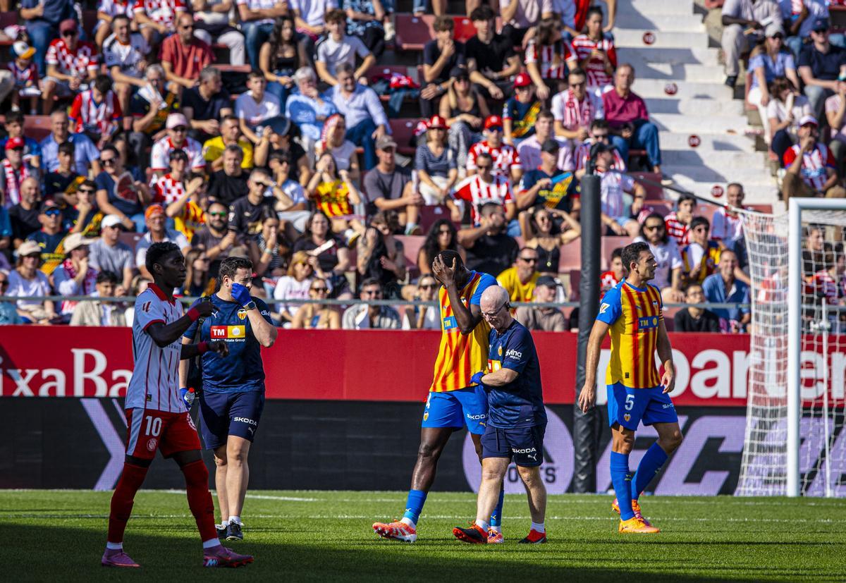 Diakhaby, cuando se debió retirar del partido en Girona