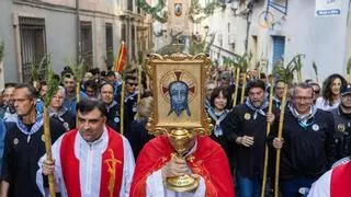 Una ministra, medio Consell y tres síndics: el desembarco político para la Santa Faz en Alicante