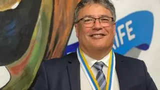 Cándido Moreno, presidente electo de la Ni Fú-Ni Fá en unas polémicas elecciones