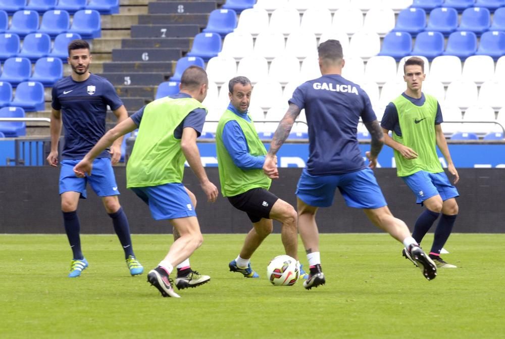 Entrenamiento de la Selección Galega en Riazor