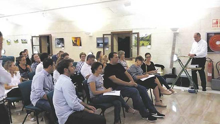 Taller en Andratx para los comerciantes