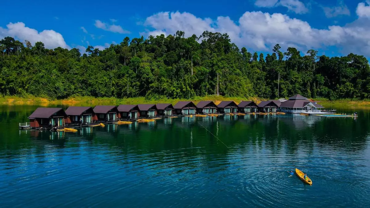 Parque nacional Khao Sok, la selva milenaria de Tailandia donde la naturaleza todavía marca el ritmo