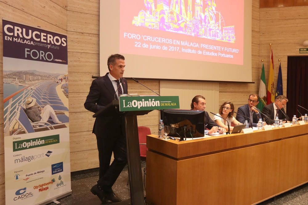 La Opinión de Málaga reunió en un debate al presidente de la Autoridad Portuaria, Paulino Plata, y a otros expertos en turismo, transportes, cruceros y marketing