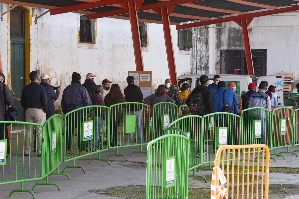 El comedor Trinitarios redobla el servicio por el efecto de la pandemia