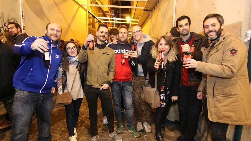 Techo laminado con sensor para controlar el ruido en las tascas de Castelló