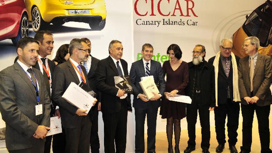 Presentación del libro en el stand de CICAR en Fitur 2016.