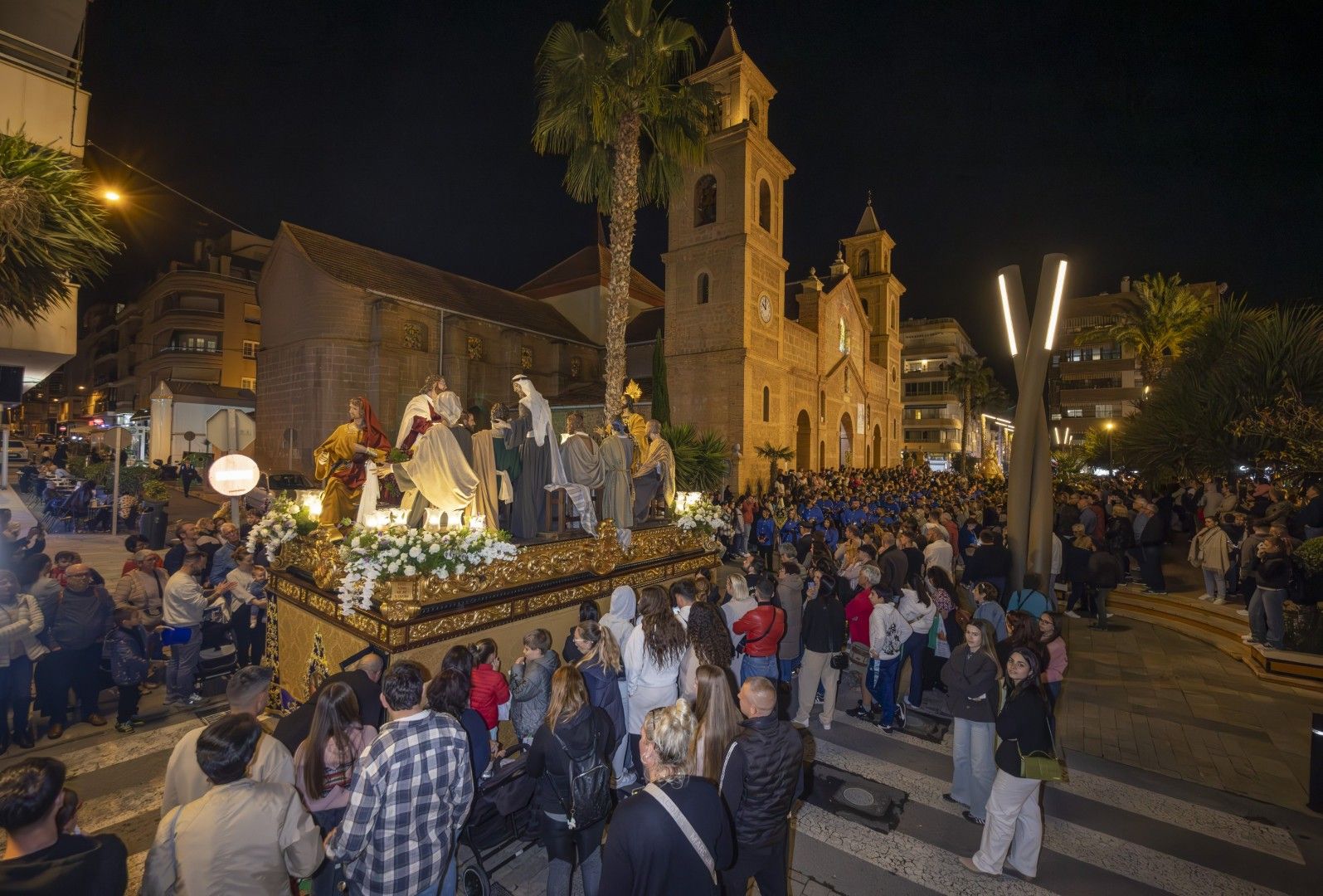 Aquí las mejores imágenes del Lunes Santo en Torrevieja