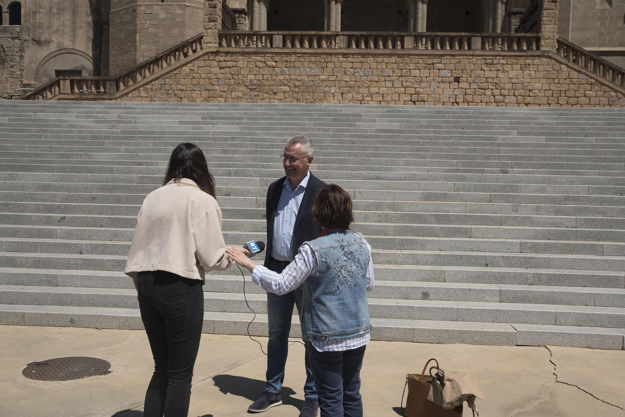 La cara divertida de  la foto dels candidats de Regió7