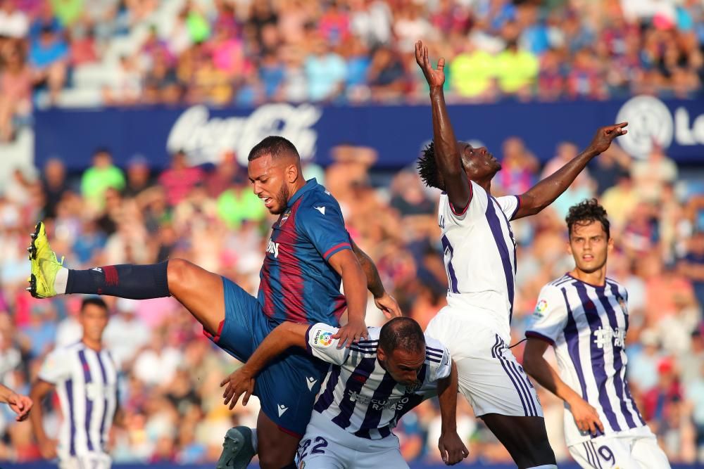 Levante UD - Real Valladolid: Las mejores fotos