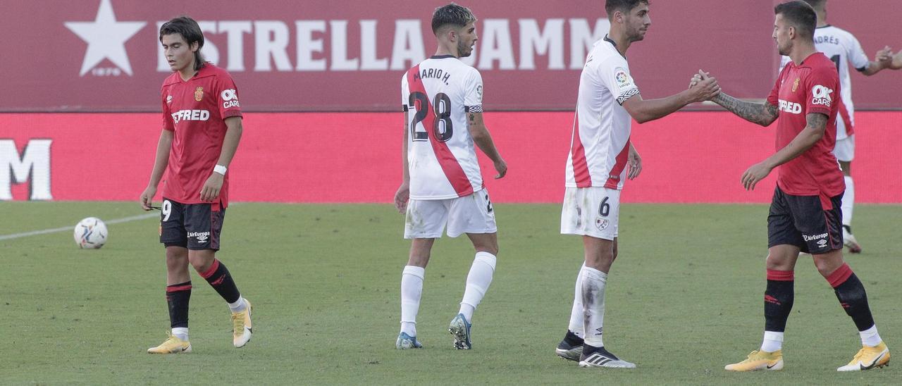 El Mallorca suspende en su estreno contra el Rayo