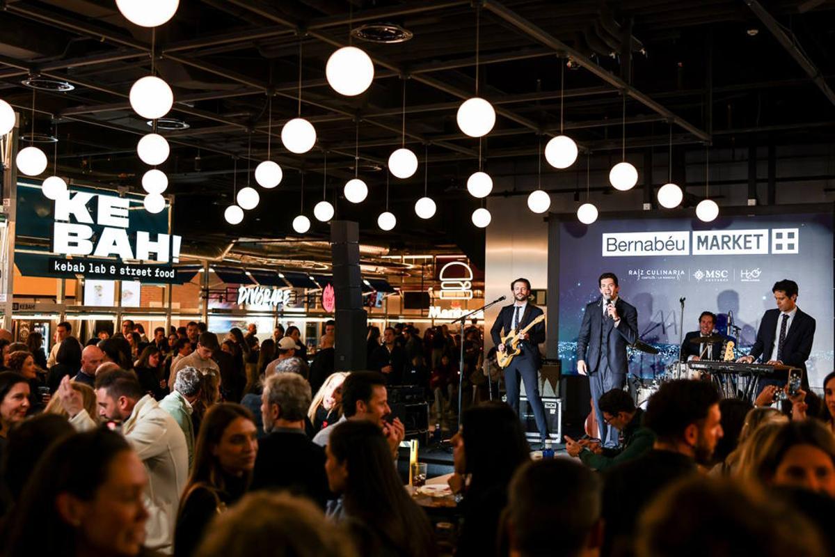 Fiesta en el Bernabéu Market, el nuevo espacio gastronómico ubicado en el estadio Santiago Bernabéu