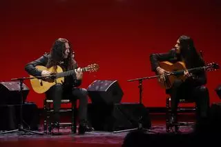 Tomatito, Al Raso y Aguirre en la jornada del lunes del Festival de la Guitarra