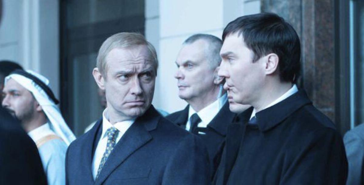 Un acròbata  entre polítics